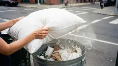 Toinen elämä vanhoille tyynyille: 7 hyödyllistä ideaa niiden käyttöön ilman poisheittämistä