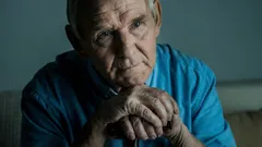 Mitä 90-vuotiaat ihmiset katuvat eniten: psykologi kertoi yleisimmät vastaukset