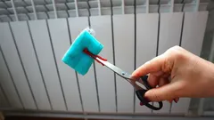 Talo tulee kaksinkertaisesti lämpimämmäksi: putkimiehen temppu, joka parantaa patterien toimintaa